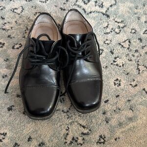 Florsheim boys dress shoes